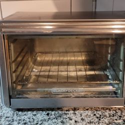 Black And Decker Toaster Oven / Airfryer 