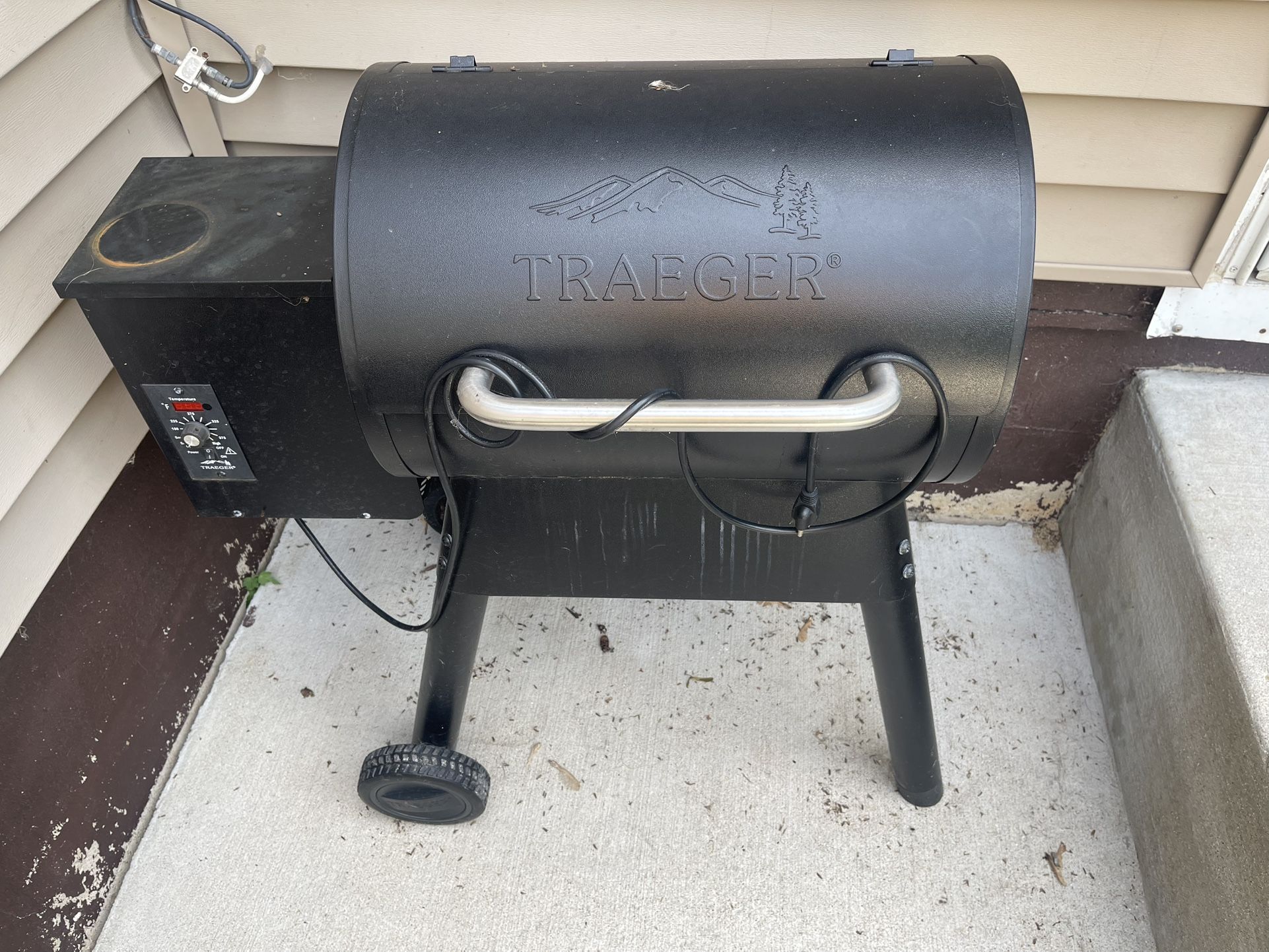 Trager Outdoor Smoker