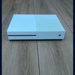 Xbox One S (Good Condition)