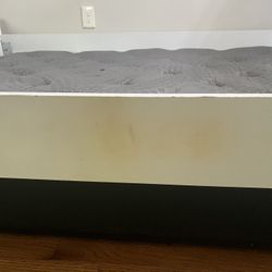 Queen Bed Set
