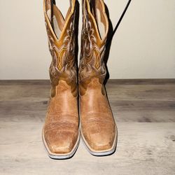 Women’s Ariat Boots Size 8.5