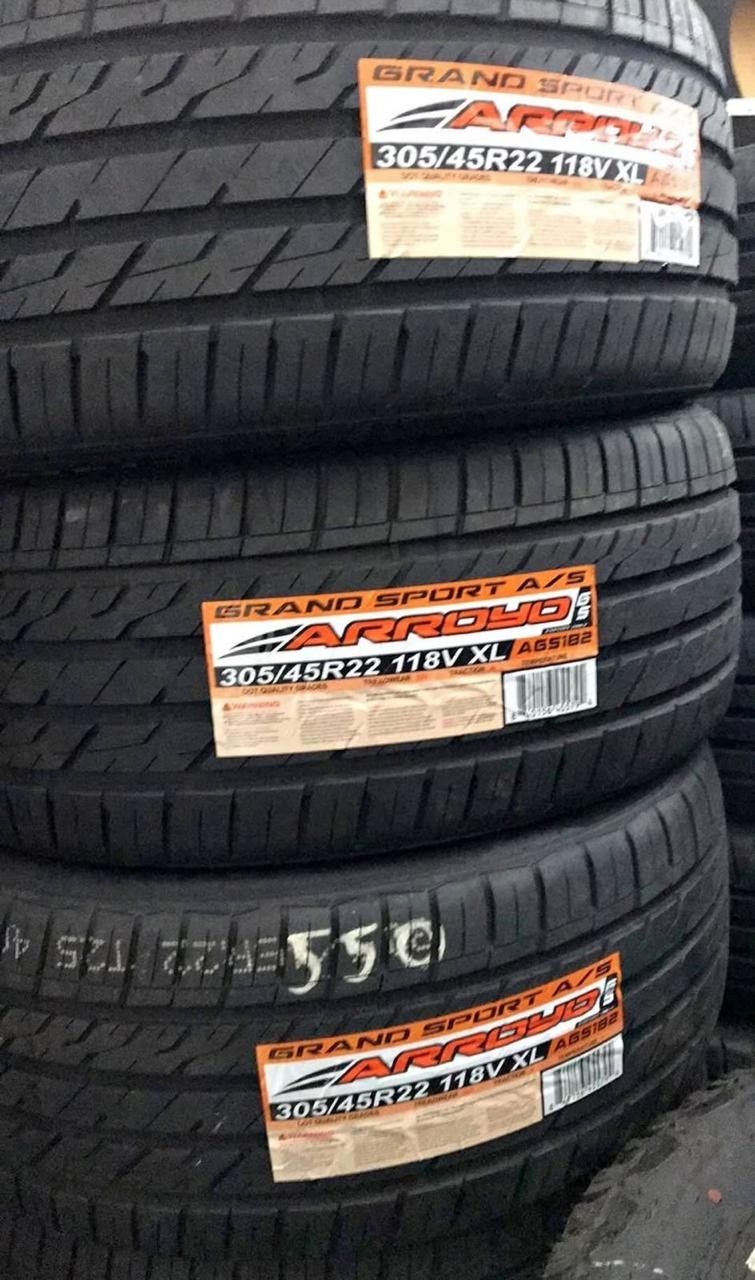 305 45 22 New Tires