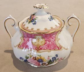 Royal Albert Lady Carlyle lidded Sugar Bowl