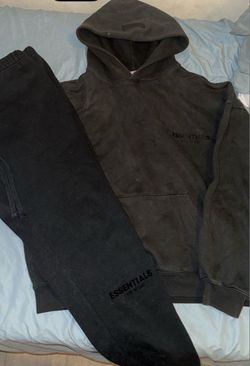 black essentials set