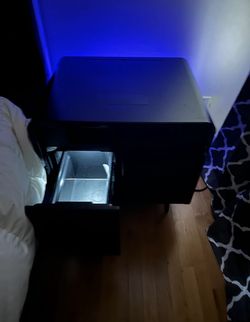 Used In An Excellent Condition Sobro Smart Storage Side Table with Cooling Drawer