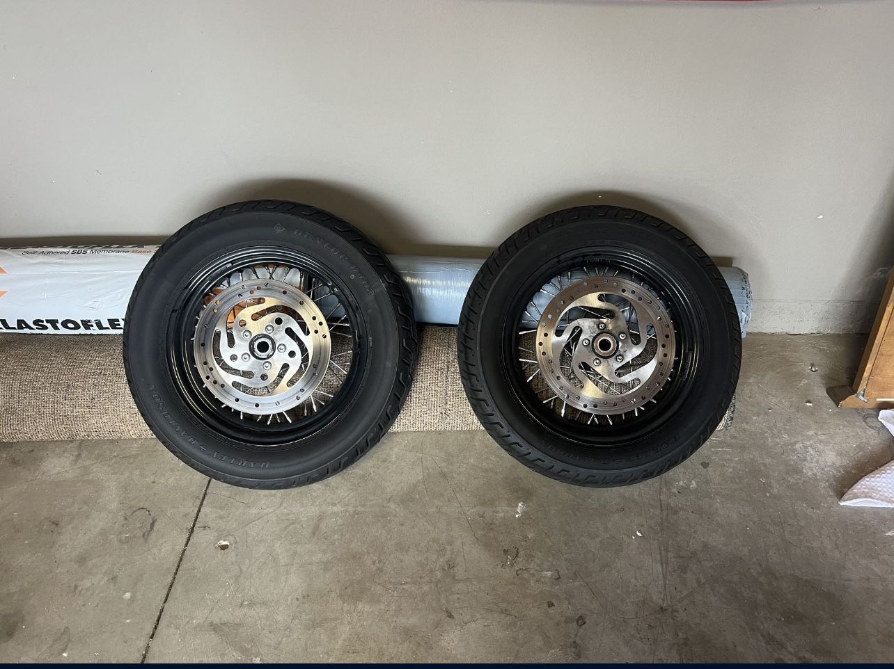 Harley Davidson Wheels And Tires 
