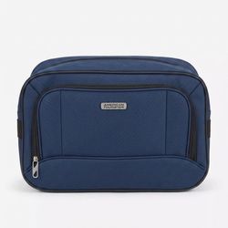 American Tourister carry on travel bag