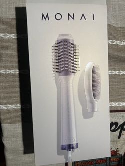 Monat Heat Brush