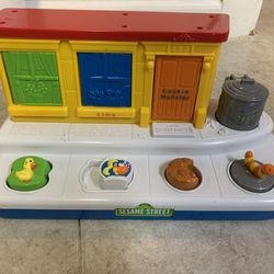 Fisher-Price Sesame Street Singing Pop-Up Pals