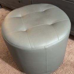 Swivel Ottoman 
