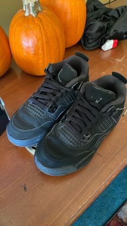 Black cat 4s