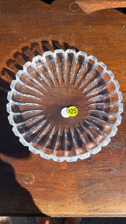 Clear Cut Crystal Glass Bowl