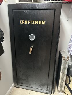 Craftsman 28 Gun Fireproof Safe.