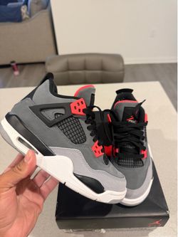 Jordan 4 Infrared