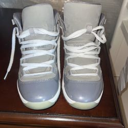 Air Jordan Retro 11s Cool Greys Size 3Y