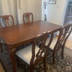 Dining/Kitchen Table + Chairs