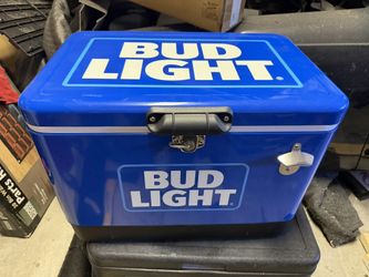 Bud Light Cooler with Chairs