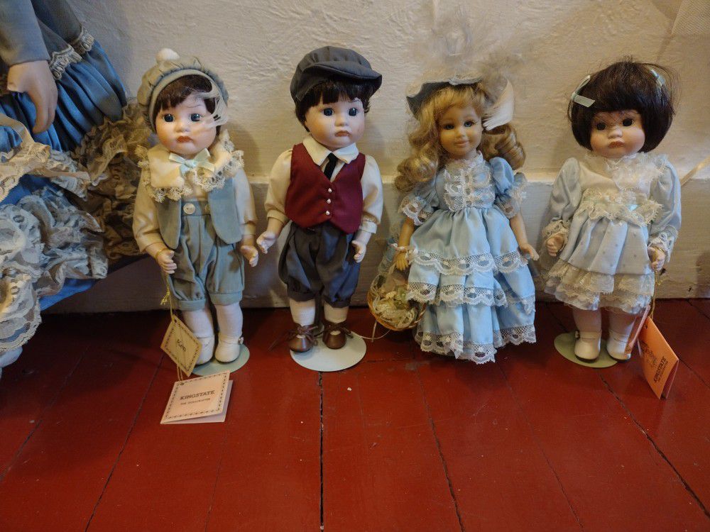 Collection Of Vintage Love Dolls