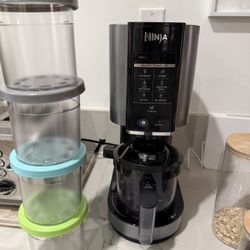 Ninja Creami 7 in 1 Ice Cream Maker + 4 Pints