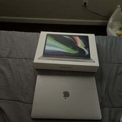 MacBook Pro 13in Silver