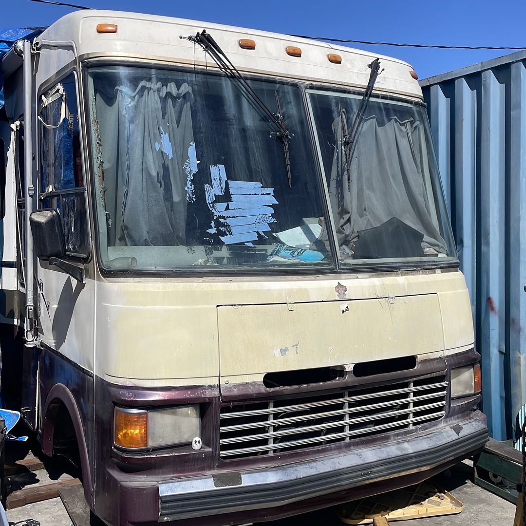 1990 Suncrest RV project for Sale in Los Angeles, CA - OfferUp