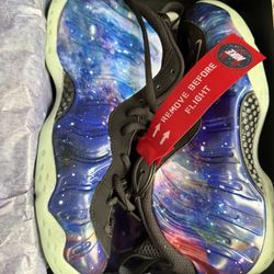 Nikes Foampoiste Galaxy 