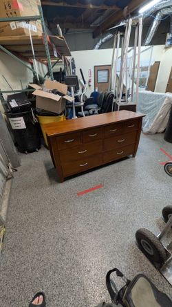 MCM 9 drawer dresser.