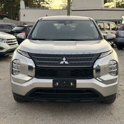 Mitsubishi Outlander 2023