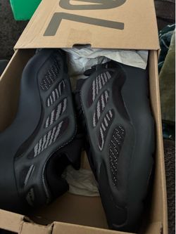 yeezys 700 v3 glow in the dark