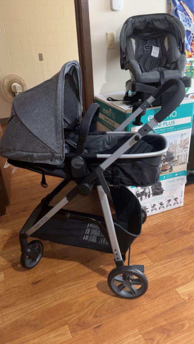 Evenflo Infant Car seat & Stroller 