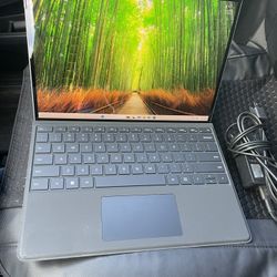 Microsoft Surface Pro 8 + 16gb i5 11th Gen 256gb 