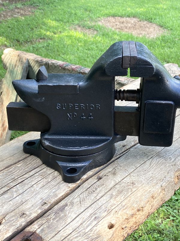 Vintage Erie tool works 4” metal workers vise for Sale in Walnutport