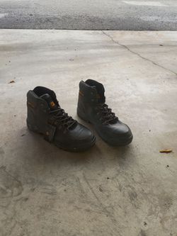 Still tow boots