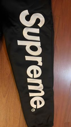 Supreme Black Satin Sweatpants – Streetwear