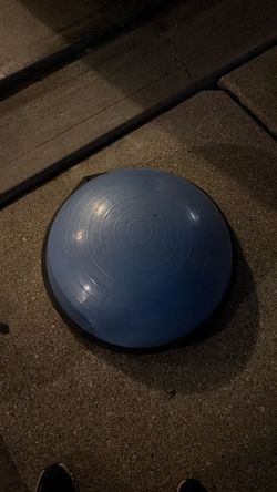 Bosu balance sphere