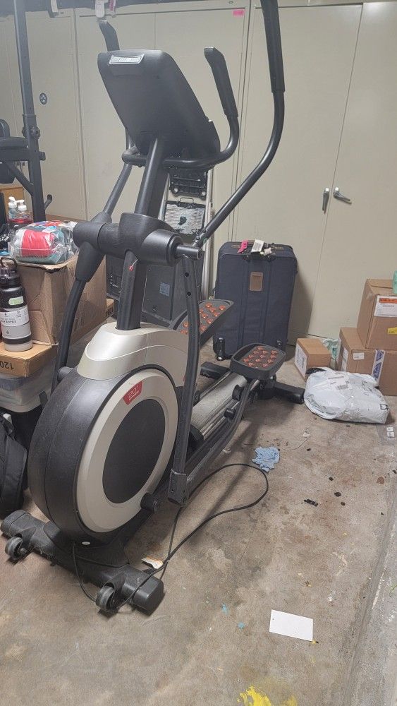 Pro ELLIPTICAL