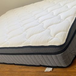 Open Box Hybrid Mattress (Full) 