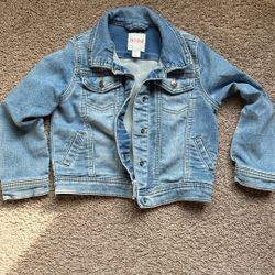 Cat & Jack Girl’s Denim Jacket Size 5T