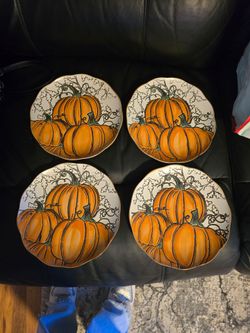 Set of 4 Pumpkin Ceramic Salad Plates
