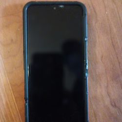 Unlocked Samsung Galaxy 23 ( 3  months service Free)