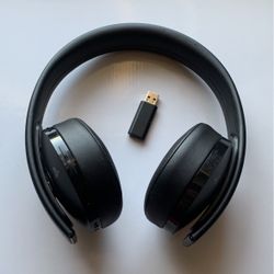 PlayStation Gold Wireless Headset