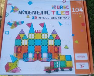 Magnetic Play Tiles