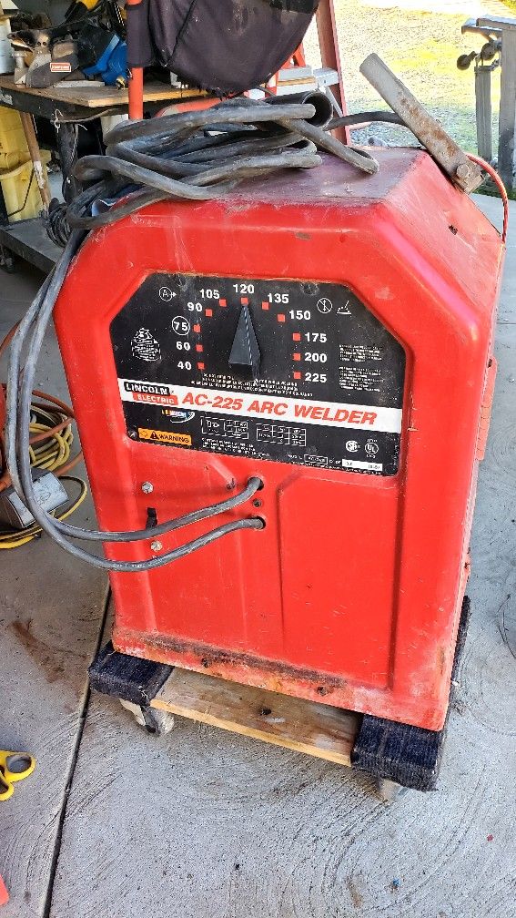 Lincoln  Electric AC-225 Arc Welder