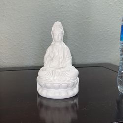 Small Guan Yin Statue 