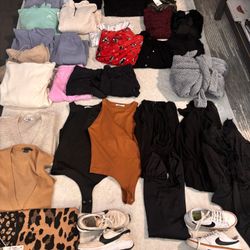 Women’s Clothing Bundle Size L/XL 