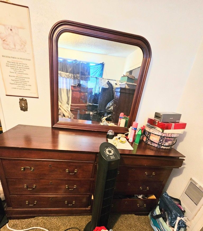 Wood Vanity Dresser With Mirror