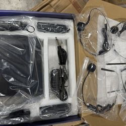 Professional Wireless Microphone UHF System 4 Channel with Wireless lavalier Headset Microphone