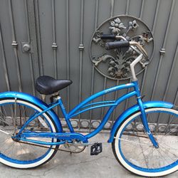 Urban Firmstrong Beach Cruiser Bike