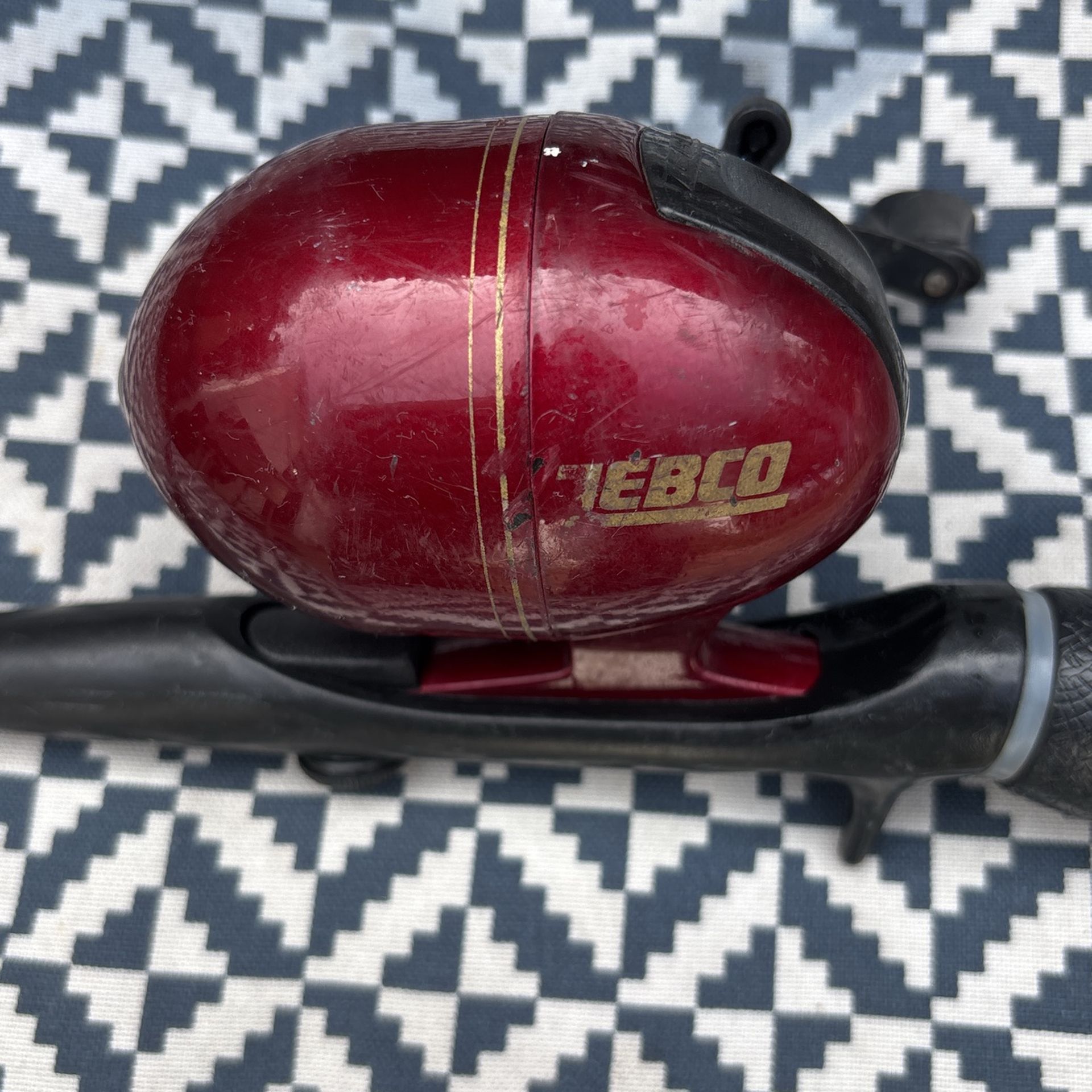 Fish pole Rod & Reel Zebco Used