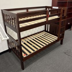 Twin Over Twin Expresso Wood Bunkbeds $549(mattresses sold separately)😊😊😊🙏🙏🙏